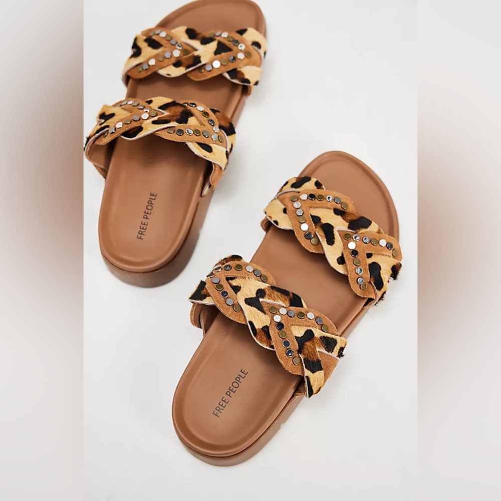 *NEW* FREE PEOPLE Leo Sandal / Leopard Size 10 A17
